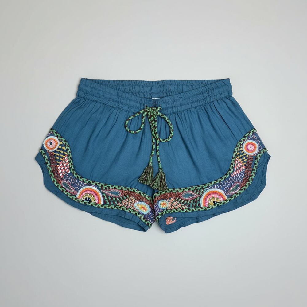 Raga denim blue embroidered shorts, size S, NEW WITH TAGS!